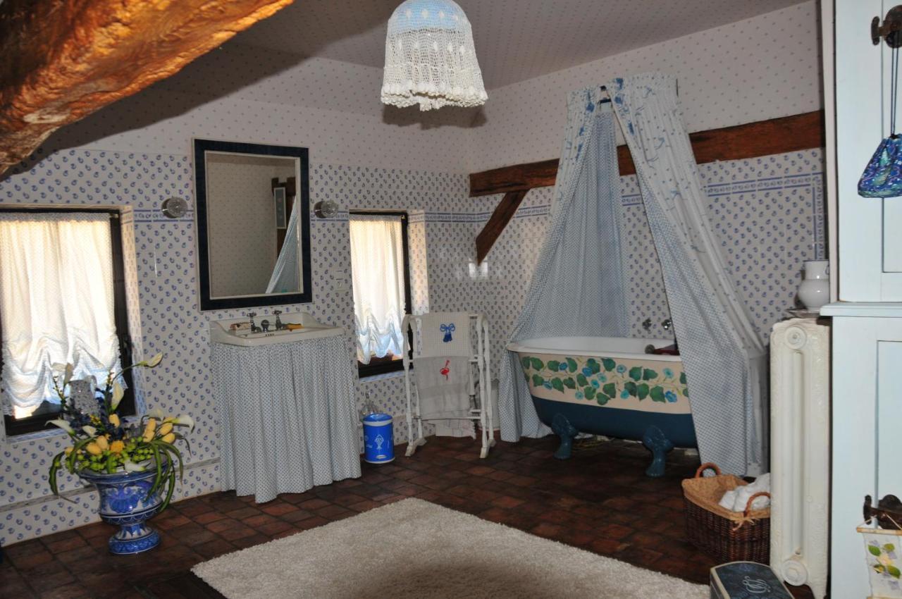Les Guenins Bed & Breakfast Gien Dış mekan fotoğraf